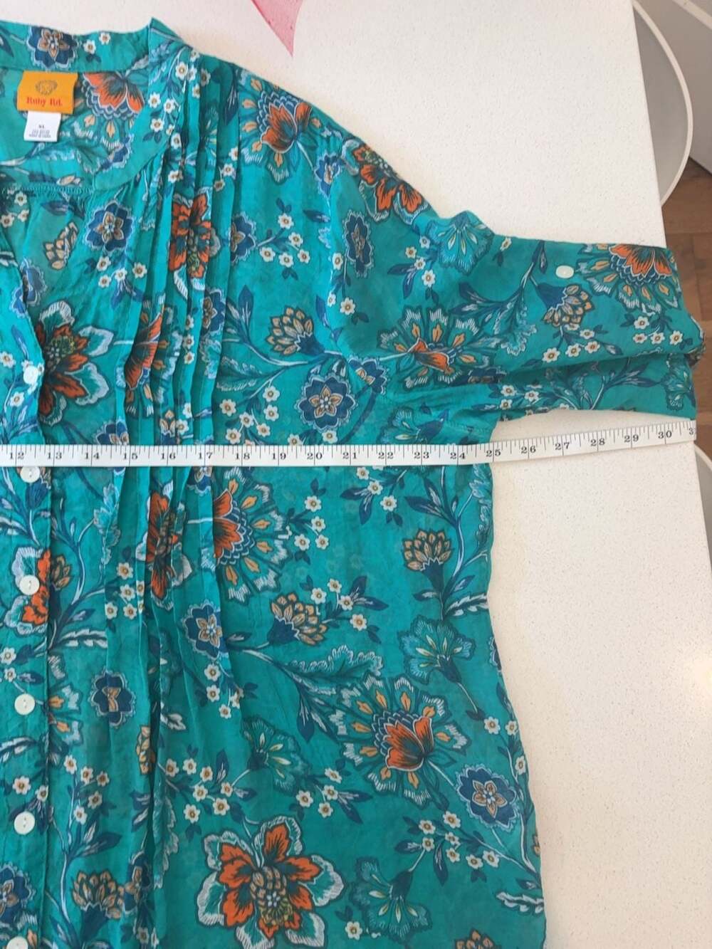 Ruby Rd. Floral top flowy - Picture 4 of 7